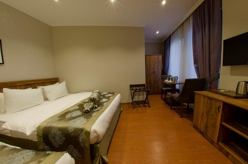 Old Otel 3*